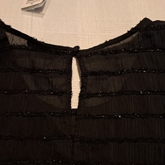 Torrid size 2 2X Abbey Lurex Chiffon Puff short sleeved top, New - Picture 7 of 10